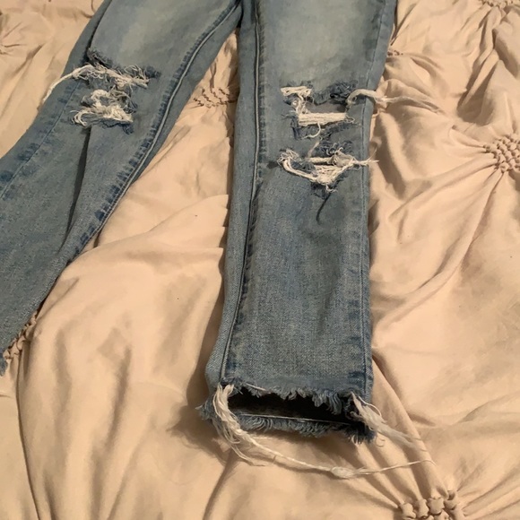 American Eagle Jeans Size 2 - Picture 2 of 3